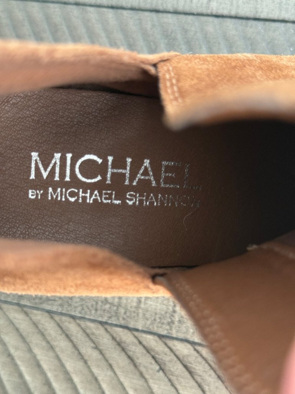 Michael by Michael Shannon Women’s Suede Ankle Booties Women's Size 6 - Picture 10 of 12